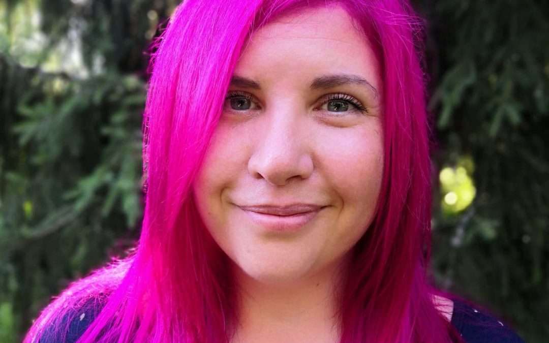 Tutustu apinajengiin, esittelyssä Tiina Riekkola